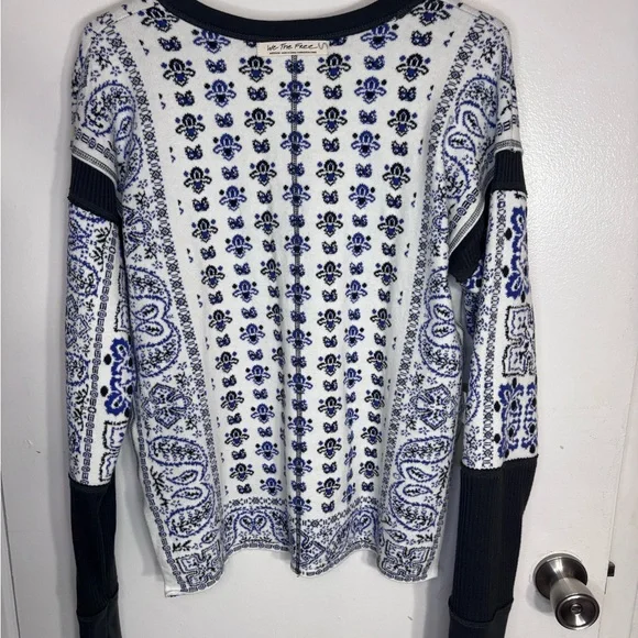 Free People We The Free Reversible Floral & Paisley Knit Sweater M - Picture 3 of 7